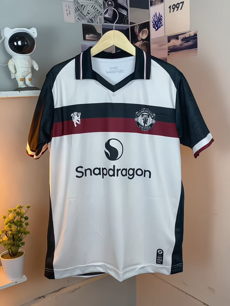 Jersey Fantasy Mancester United ,Gas Stok Terbatas,Jangan Sampai Kehabisan  #jerseyvintage #jerseyretro #manchesterunited #foryoupage 