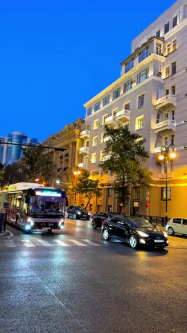 Lights Vibes🇦🇿 #baku #first #firstvideo #foryoupage #skynextravles #viral #tourism #azerbaijan #lights #bakunight #traffic #metro