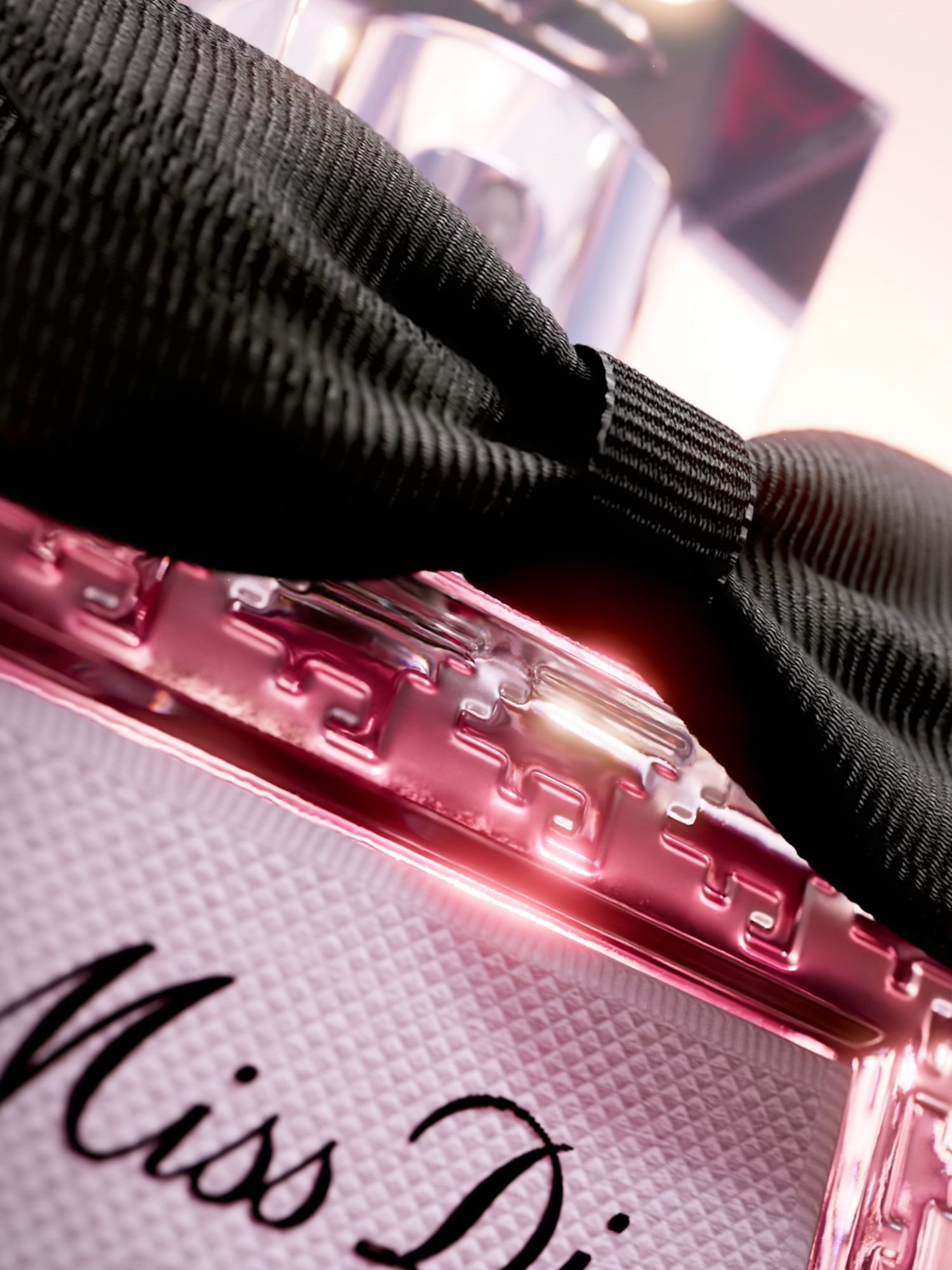 The black bow: a timeless couture signature reimagined as a bold statement of elegance.  #DiorBeauty #MissDior #DiorParfums