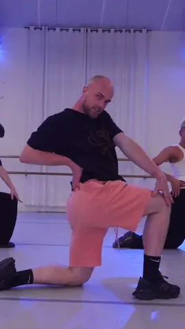 OMG at @Dansstudio X-Dance  #omg #fyp #fy #foryou #dance  Dc: me ✌🏼