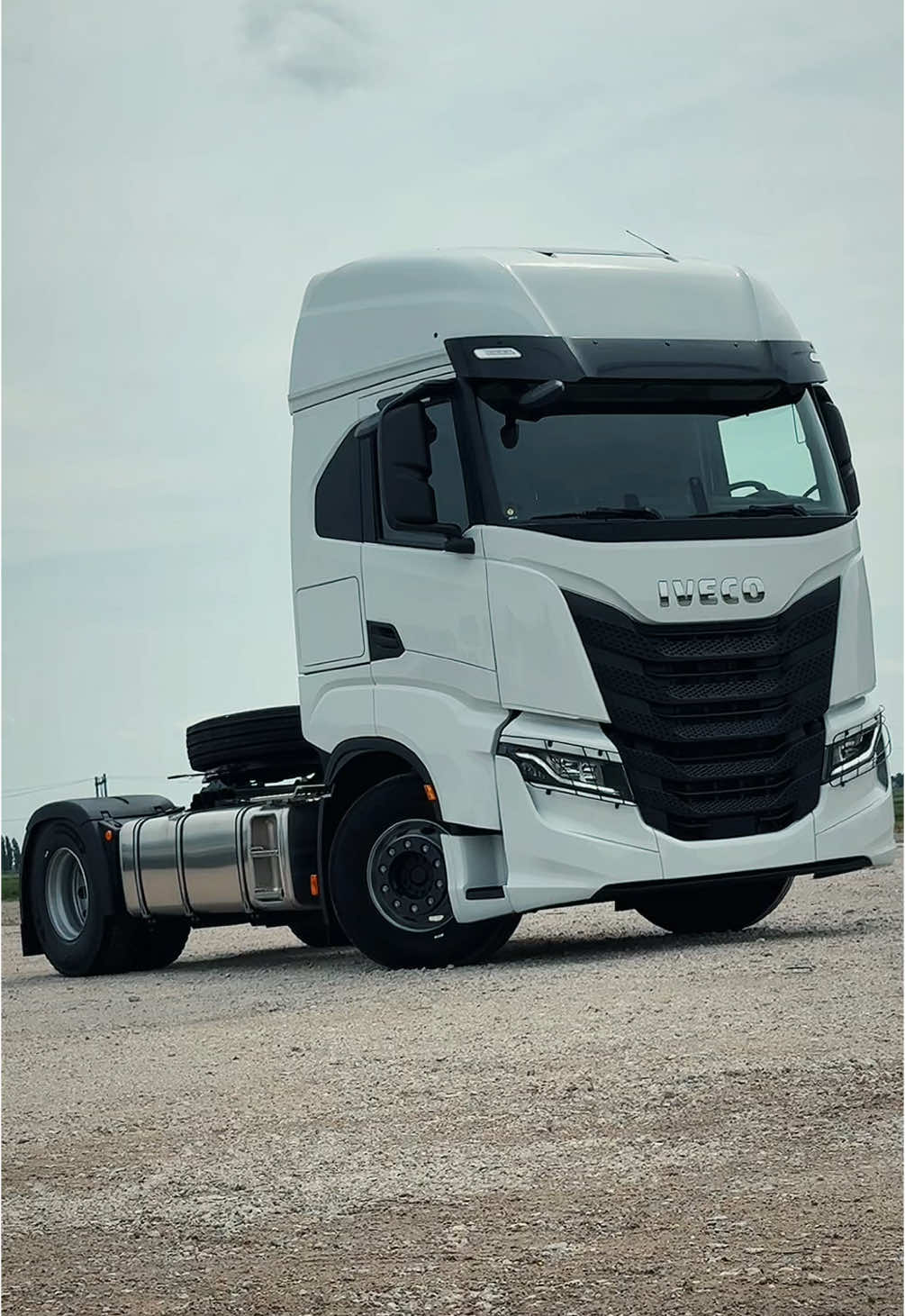 🆕 Iveco S-Way AS440S43T/P On-road 4x2 Tractor Head, NEW! pktrucks.com #Iveco #ivecosway #pktrucks #trucks #tractor #tracteur #ivecotrucks #euro3 #automatic #springsuspension #airsuspension #cab #cabin #newtruck #trucktok #trucktok🔥 #algeria #algerian #4x2 #transmission #truckdriver 