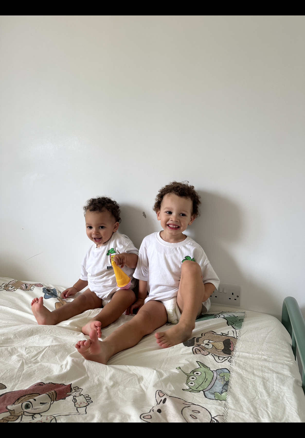 When you get your hands on the Zara Home viral Toy Story bedding 🤠  #zarahome #viral #toystory #zarahometoystory #toystorybedding #bedding #toddlermumuk #toddlermum #familyof4 #family #boymum #2under2 #toddler #toddlerfashion #boystyle #toddlerboyfashion #toddlerstyle #boyoutfits 