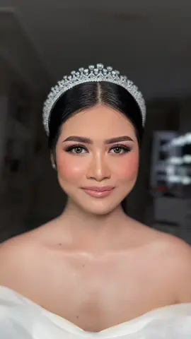 Makeup soft bold #fylpシ #makeup #muaindo #viral #makeupartist #fyp #muabekasi #muajakarta 