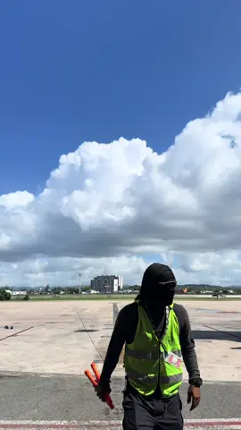 Every day every experience is unique ✈️
