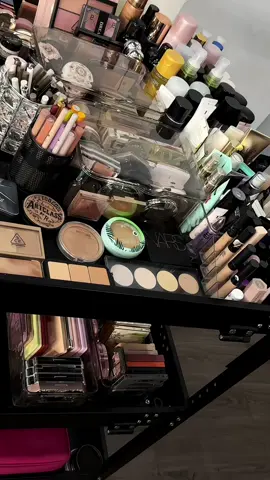 HOÀNG NGUYÊN MAKEUP #makeup #xuhuong #makeuphcm #daymakeup 