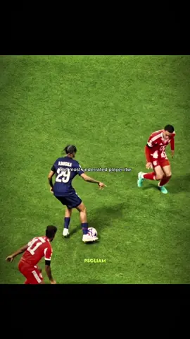 Barcola deserves a place in the Ballon d'Or top 30 better than Vinicius Palmer Bellingham Wirtz and Mac Allister 🇫🇷💔 #fyp #fypツ #viral #barcola #ballondor #psg #footballedit #xyzcba #blowthisup 