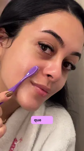 ✨ Apenas 3 minutos! A escovação facial é um estímulo poderoso para a produção de colágeno — ajudando a deixar a pele mais firme, lisa e rejuvenescida! 🪥 Faça 2x por semana e acompanhe os resultados incríveis na sua pele. ⚠️ Importante: não indico para quem tem melasma, pois pode agravar a condição