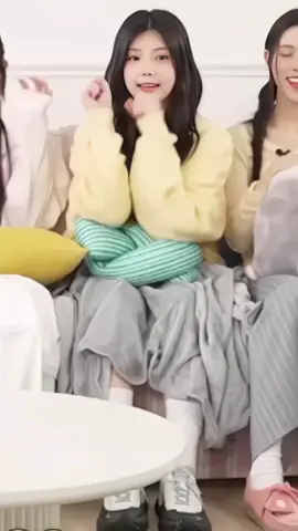 wonhee fancam || hj volta minhas aulas de ingles, to ansiosa pq eu AMO fazer ingles || #wonhee #illit #fancam #fyp #miocamsy 