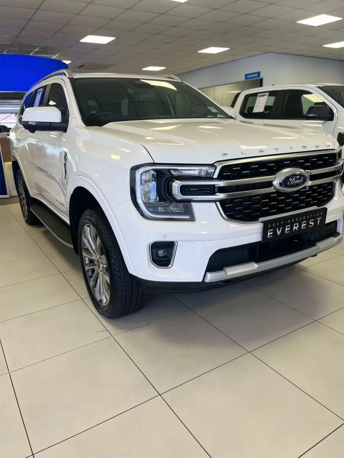 3.0L V6 Turbo Diesel | 10- speed automatic | 4x4 Matrix LED headlamps | Premium leather seats (heated & ventilated - driver, passenger & 2nd row) | automatic 3rd row seats Multi-zone climate control | 360 degree camera with Split View B&O 12 speaker sound system | Wireless charging with Apple CarPlay & Android Auto Active Park Assist | Evasive steer assist with more.. #zenajustshowedyou #fypシ #fordsouthafrica #FordPower #FordEverest #fordlifestyle #nmgfordclaremont #platinumford #platinumlife #platinum #availablenow  @Ford Claremont 