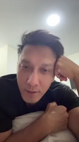 “Sebenernya hidup ga terlalu harus berprestasi banget sih, yg penting kita bs bertanggungjawab sama hidup kita—“ Leena Mukherji