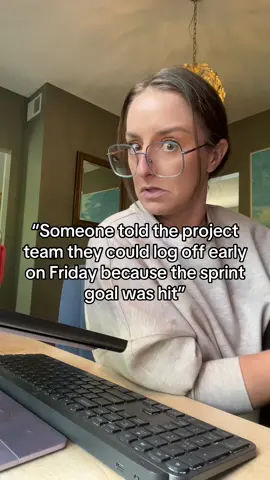 🤭 #projectmanager #projectmanagememt #worklifebalance #agencylife #agile 