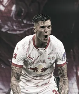 Old Trafford Bound 🔜 || Course in Bio 👀 || #fyp #viral #aftereffects #targetaudience #rodrygoprods #sesko 