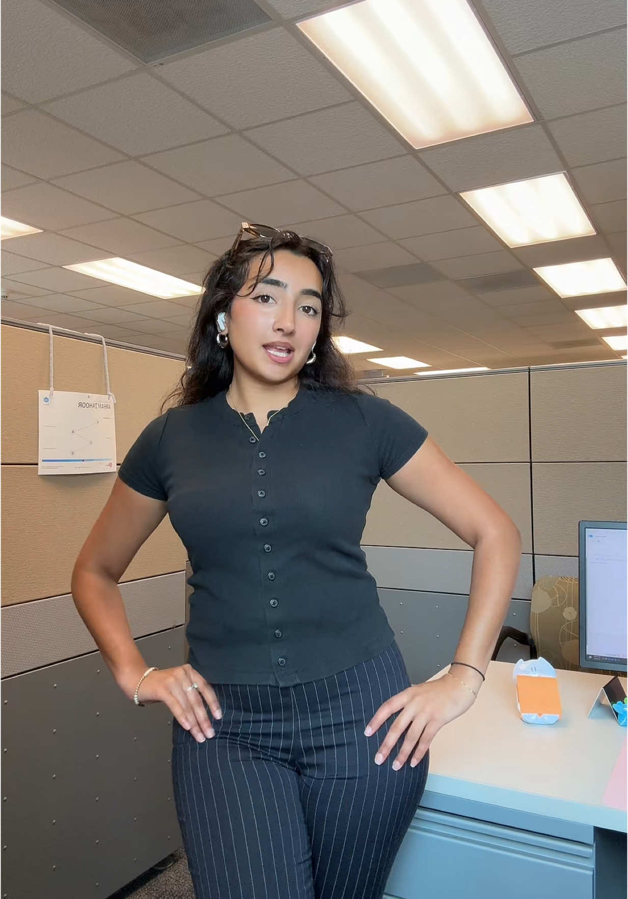 Tan and young and lovely. Not tall though 😔 #workfit #ipanema 