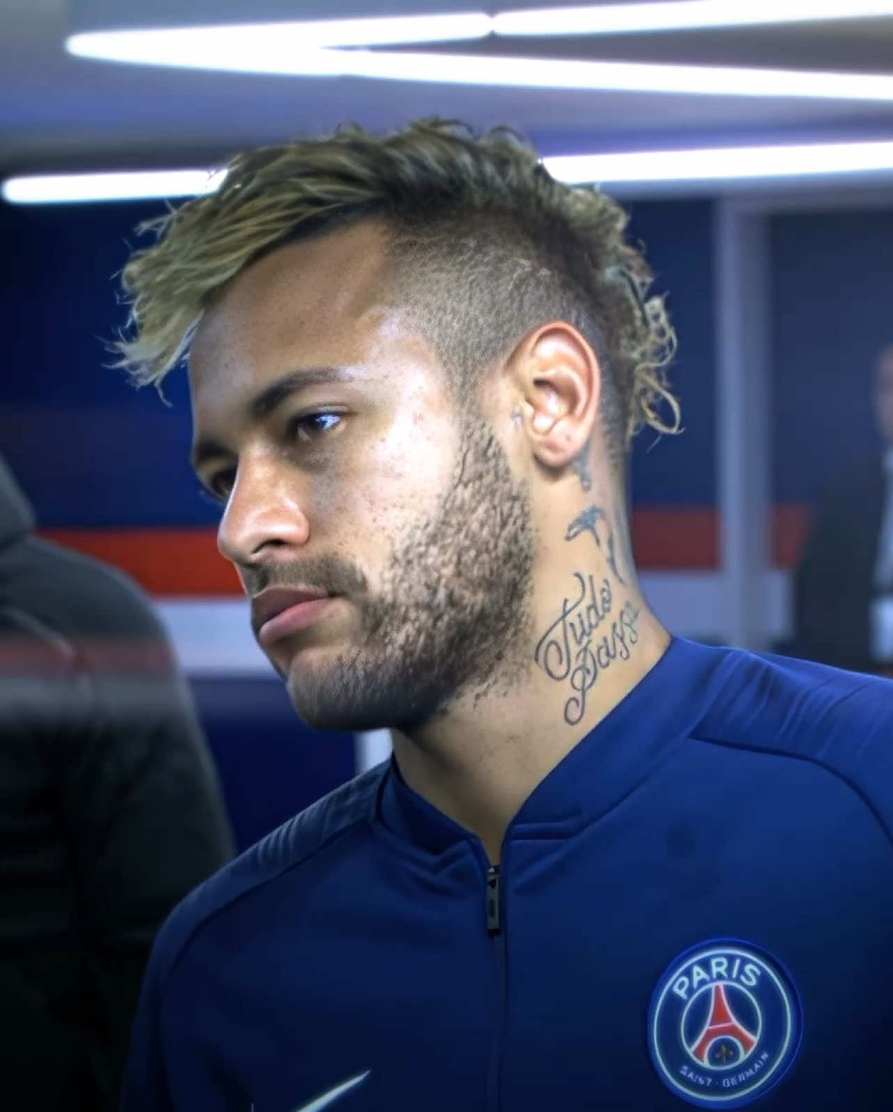 2023 Trends 😍😍//💰 wanna edit like me, link in bio💰// #edit #neymar #stickingoutyourtongueforthepicture #2023 #aftereffects #blowthisup #trending 