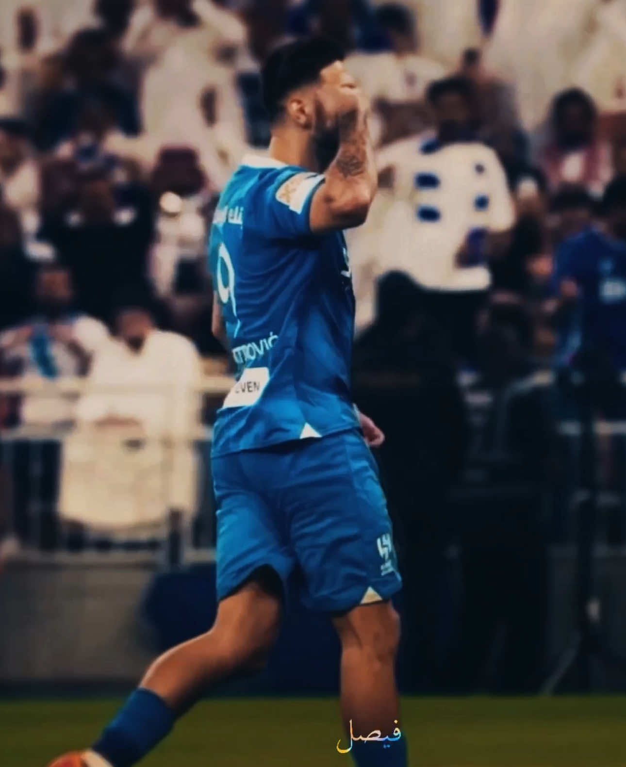 لاعب كنت اشوفه يمسك الخانة اقل شيء ٥ سنين لكن جيسوس دمر اللاعب بسبب مباراة فقط ، شكرا ميترو 💙  #mitrovic #alhilal 
