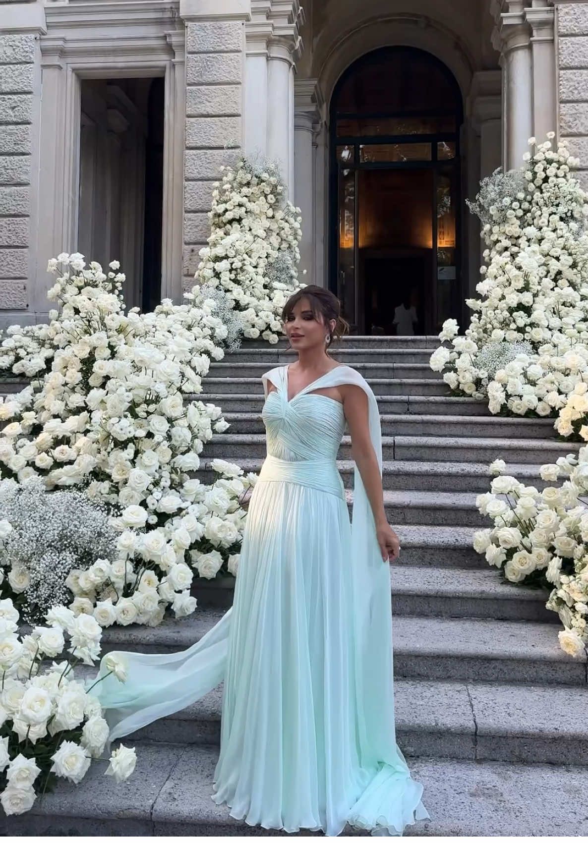 It’s the wedding day 🧚🏻‍♂️@YOUMI kh  #نهى_نبيل  #يومي  #foryoupage #fyp 