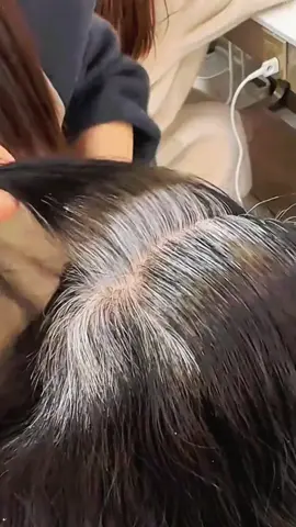 Hair dye comb disposable hair dye pen waterproof sweat proof easy to color portable fast replenishment color does not fall out #TikTokShop #tiktokshoprestock #sotlightfinds #tiktokshopfinds#TikTokShopBacktoSchool