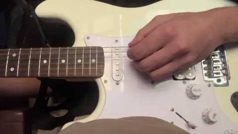 Mashrou Leila shim el Yasmine #mashrouleila #mashrouleila❤️ #guitar #guitarcover #shim_elyassmine #شم_الياسمين 