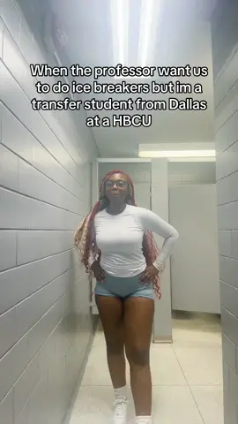 .. no one knows my ahh chat😭 #foryou #fyp #wlw #wlwtiktok #hbcu 