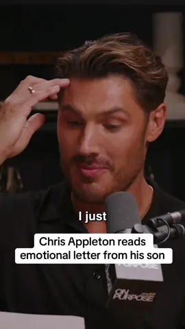 Such a special moment. @Chrisappleton1 Watch our entire conversation on YouYube by searching ‘On Purpose Chris Appleton’ @Jay Shetty  #Love #dad #emotional #inspirational #chrisappleton 