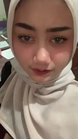 jam segini bgtt😭🙏🏻