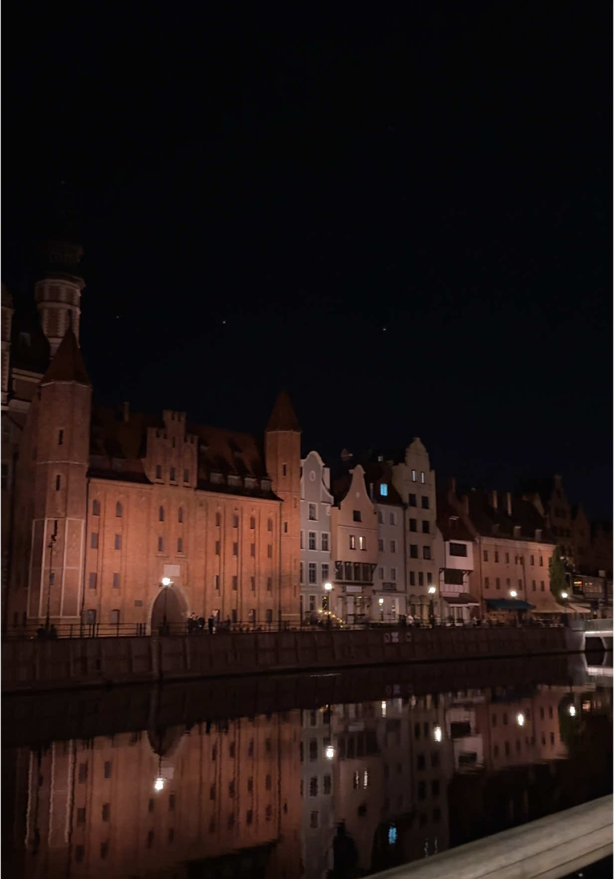 Gdańsk at Night 🇵🇱✨ Hidden Party Spots You NEED to See!