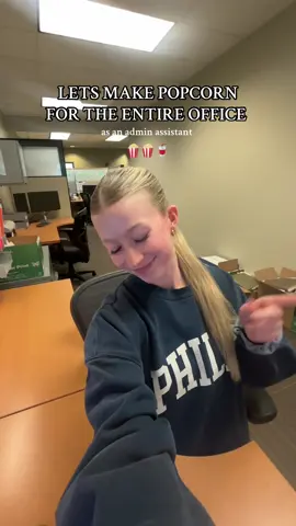 they love me! #fyp #foryou #foryoupage #work #working #officeadmin #adminassistant #administrativeassistant #Vlog #vlogging #asmr #asmrsounds  #popcorn #popcornday #olebrandselect #girl #trend #trending #office #trendy #utah #2025 #asmrvideo #satisfying #fun