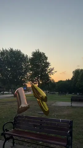 🤍1 MİLYONNNNN🤍  Bu zamana kadar yanımda olan beni koşulsuz şartsız destekleyen herrrkkkeesee çokk teşekkür ederimmmmmmmm sizi çok seviyorummm iyi ki varsınızzzz 💞🥹 