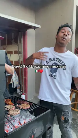 Tio funny 😂🔥 #fyp #lasellout #mexico #mexican #mexico🇲🇽 #mexicana #mexicano #hispanic #spanishtiktok #latina #latino #hispanictiktok #bbq #carneasada 