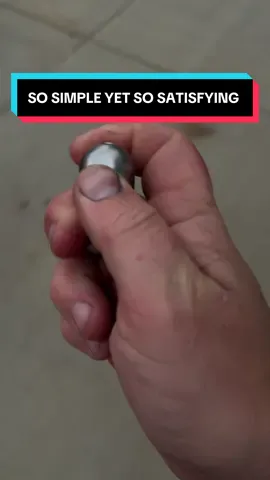 SO SIMPLE YET SO SATISFYING #fidgettoys 
