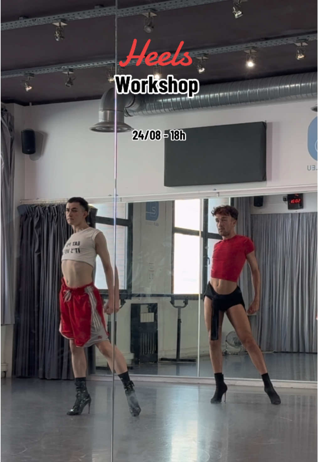 🔫 CHARGER 🔫 @TRIANGLE DES BERMUDES 🔺🇧🇲  Workshop le dimanche 24 août à 18h au studio bleu 10e (Paris) INSCRIPTION EN DM / sur Insta Merci à @Redboy d’avoir charger avec moi ❤️ #heels #dance #heelsdance #workshop #paris #boy #charger 