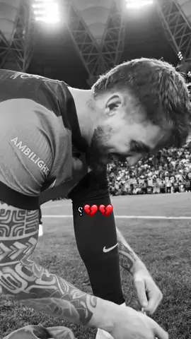 #اينيغو_مارتينيز #برسا_الى_الابد💙❤️ 