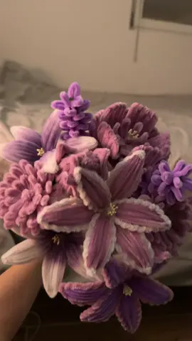 purple bouquet 💜 #pipecleaners #purple #handmadegifts #flowers #bouquet 