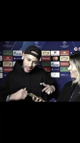 شنو اسم حبيبتك... 😅🔥؟! #نيمار #Neymar #البرازيلي🇧🇷 #نيمار_الساحر_البرازيلي🇧🇷 #تصاميمي 