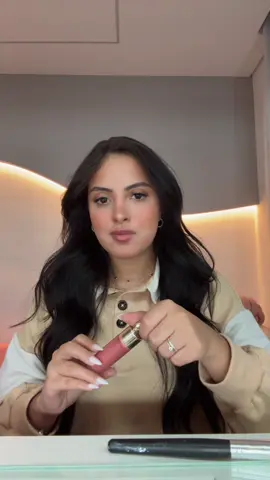 O divo me conhecendo mais do que eu mesma, esse é o nível de irmandade  ID BRNA04-6H91 #OMelhorDaBeleza #MercadoLivreModa #rarebeauty #blush #worth @Mercado Livre Moda #beleza 