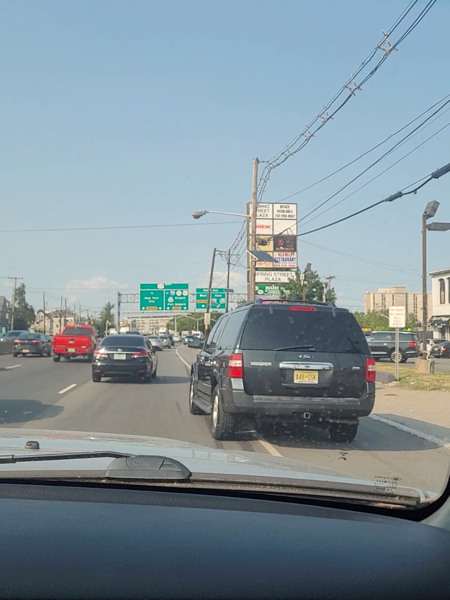 Agustín 7 Elizabeth NJ be careful #ice #lamigra 