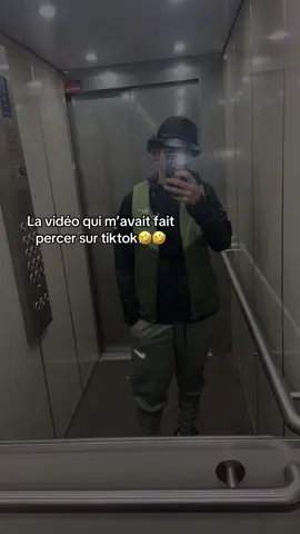 Comment elle date 🤣🤣 j’me suis f ban 😐