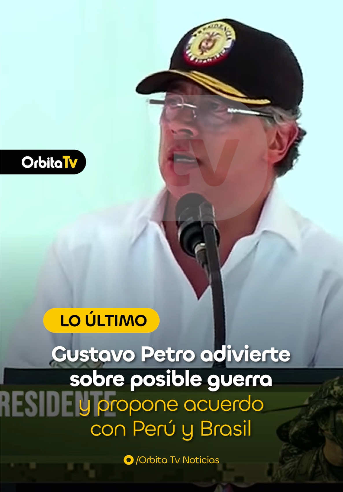 #LoÚltimo | 🚨 El presidente de Colombia, Gustavo Petro, volvió a generar tensión diplomática hoy al cuestionar si los países fronterizos como Perú deberían ceder territorio ante las mafias o, alternativamente, buscar un acuerdo tripartito entre Perú, Colombia y Brasil, al declarar: “¿Nos vamos a una guerra? … ¿o llegamos a un acuerdo tripartito?”. Sus declaraciones se producen en un contexto ya agitado por su acusación de que Perú habría “copado” territorio colombiano en la isla Santa Rosa, lo que según Petro violaría el Tratado de Río de Janeiro de 1934. Las disputas diplomáticas se intensificaron, mientras Perú reforzaba allí su presencia mediante acciones cívicas y militares, y su Cancillería reafirmaba la soberanía peruana sobre la isla. 📌 Síguenos en nuestro Fanpage: Orbita Tv oficial #OrbitaTvNoticias #GustavoPetro #colombia #Amazonas