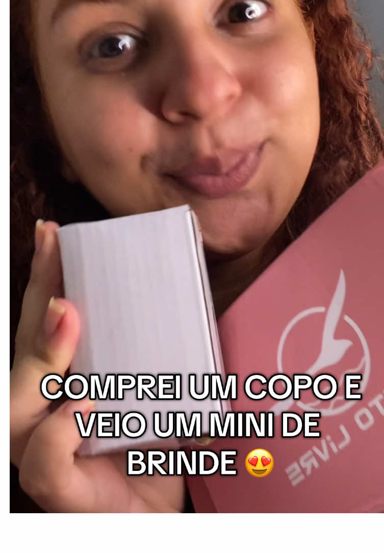 Aiiiii xonei no filhotinho dela 😍🩷#viral #fyp #vaiprofycaramba #comprinhastiktokshop #garrafatermica #tiktokshop #dicas 