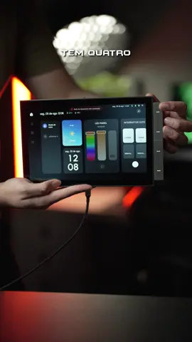 LINK na rede vizinha! Pra quem curte automação e casa inteligente sem dúvida o Maxpad da Ekaza é um dos produtos mais legais pra se ter, de fato da aquele ar tecnológico pro ambiente, muda todo o conceito de um interruptor comum, pra uma central que controla não só os botões daquele circuito mas todo o restante dos dispositivos inteligentes da casa, já tem hub zigbee e Alexa embutidos, funciona no Wi-Fi ou cabeado, faz ligações pra outras centrais, câmeras ou pra celulares com o app, enfim, incrível… #automacaoresidencial #reforma #alexa