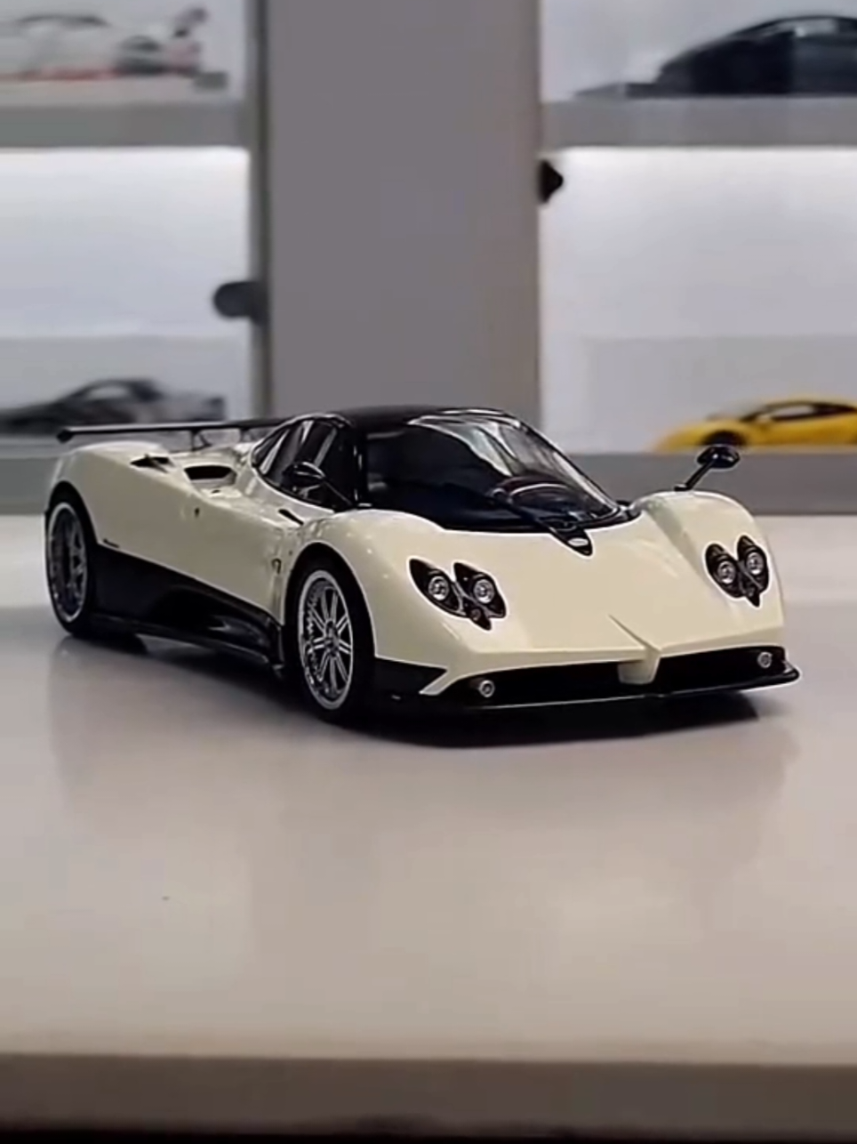 Miniatura De Ferro Pagani Huay #miniatura #pagani 