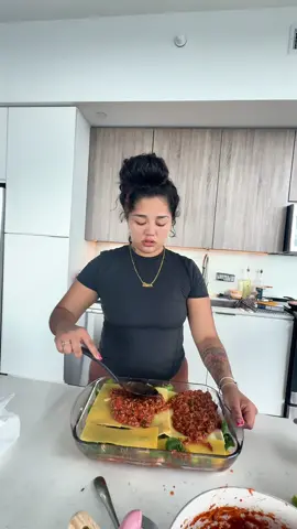 Realistic learning how to cook with me 😂