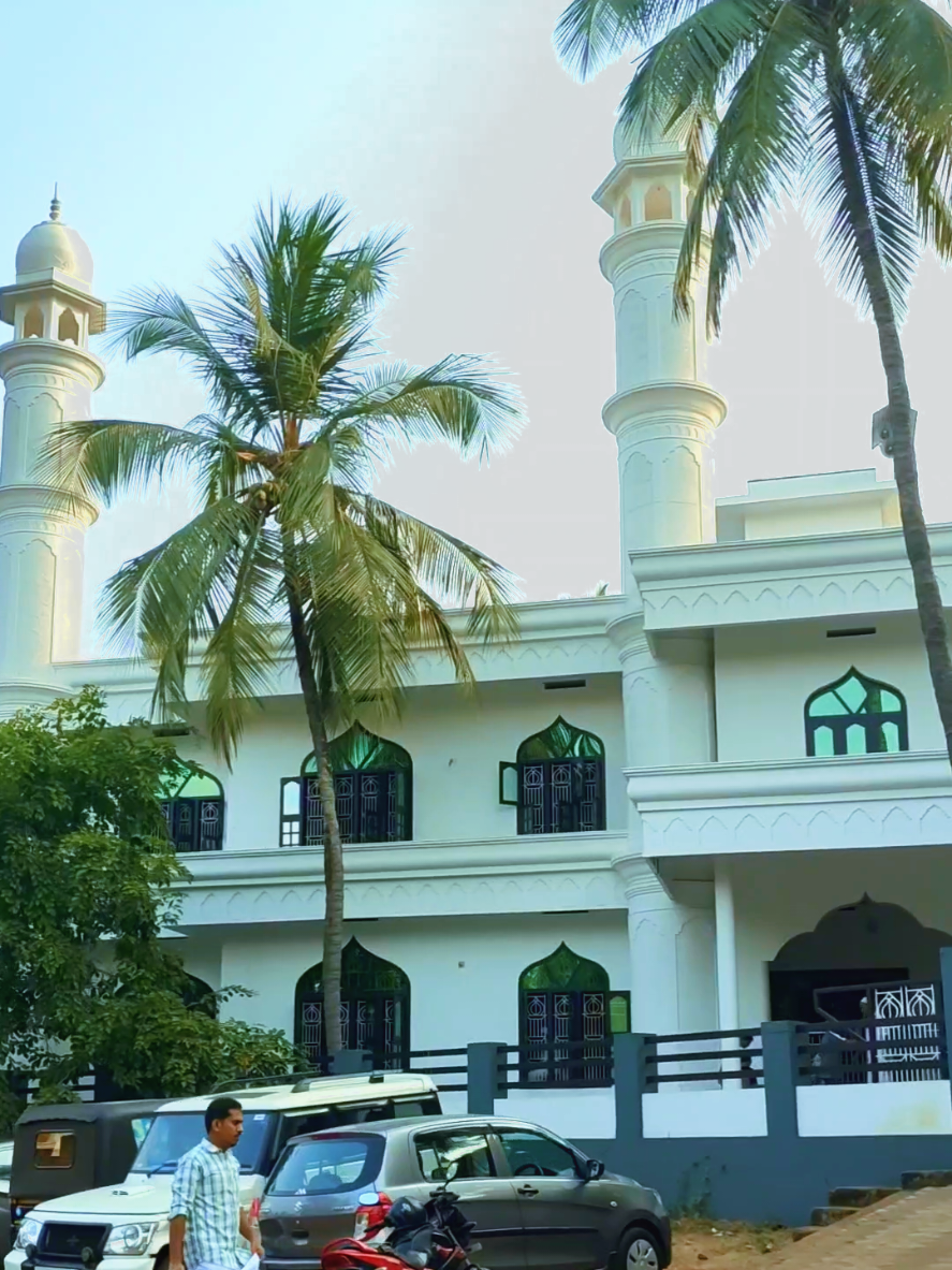 Friday Prayer in our village is so special always #jumah #jumahmubarak #jumah_mubarak💕💕🕋🌙 #codacal #malappuram #keralam #masjid #anwarcodacal 