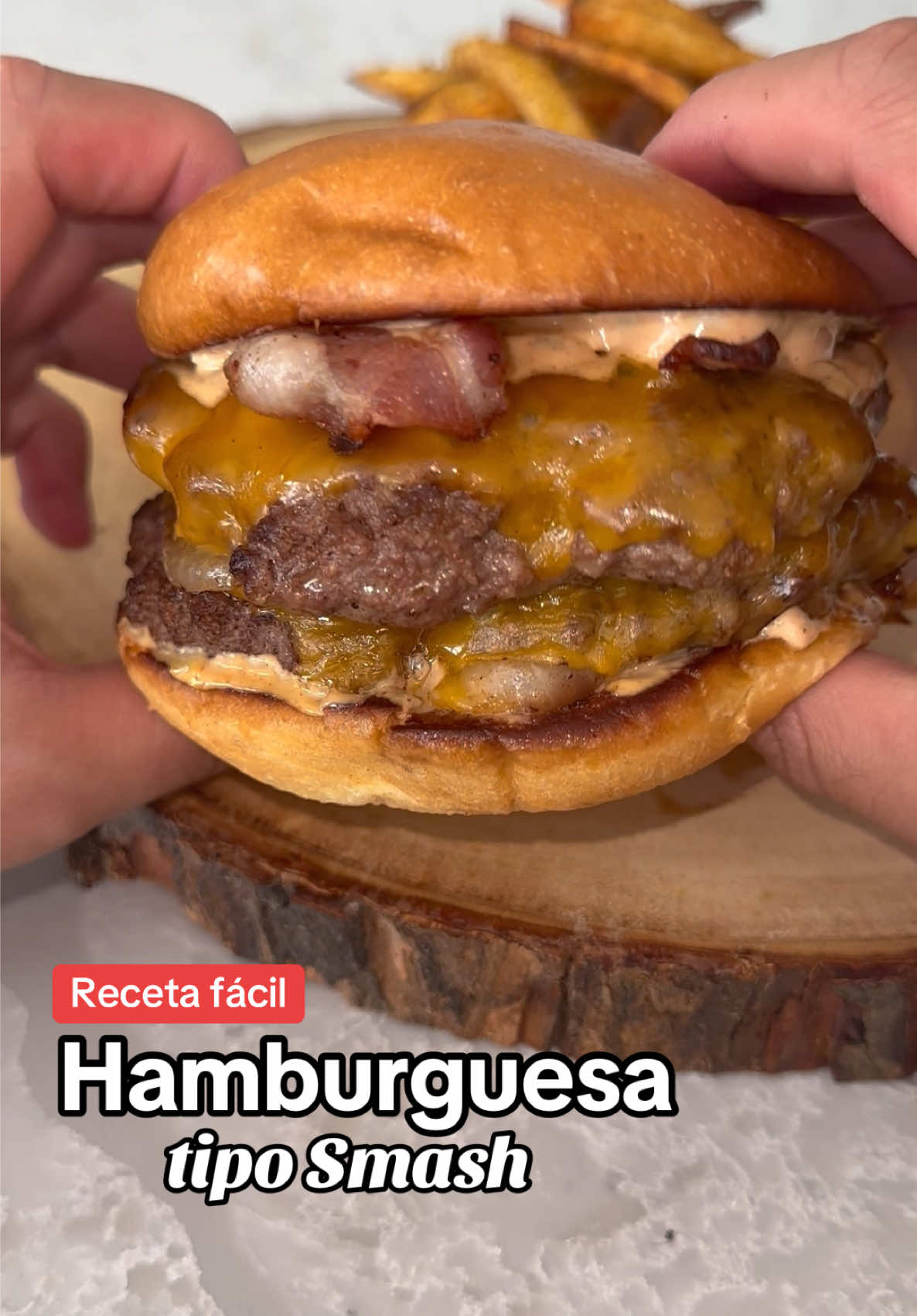 Hamburguesa tipo Smash 🍔😋 muy fácil y rápida de hacer 🤌🏻 #tiktokfood #Receta #hamburguesa #burger 