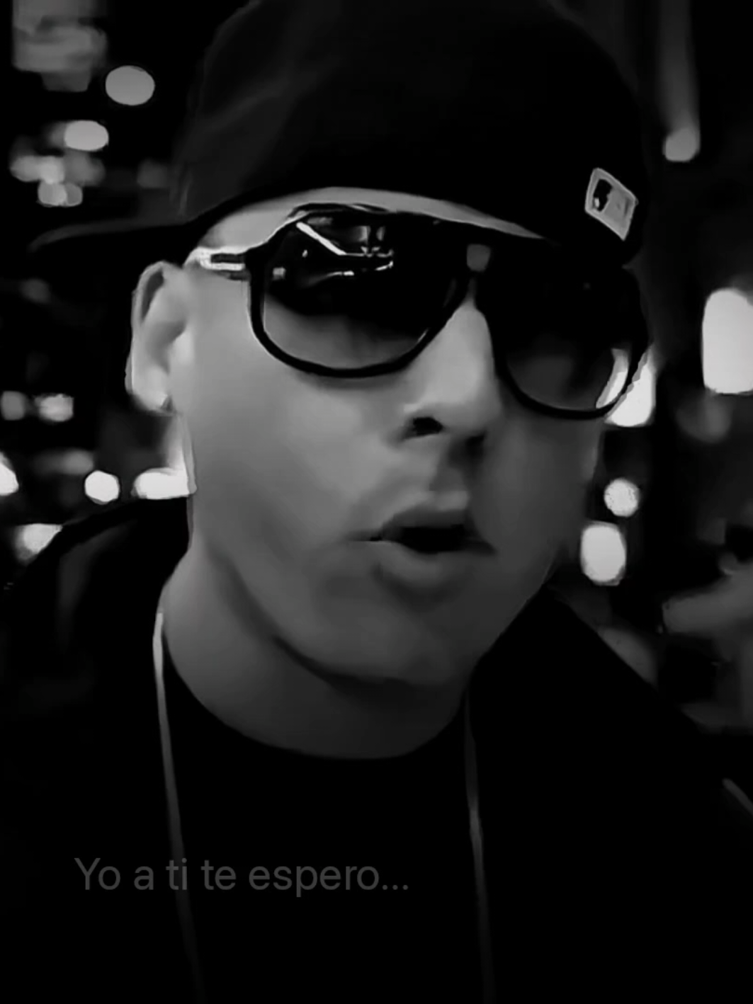Yo a ti te espero... 🙇🏻‍♂️✨💕 #Cosculluela #PiensoEnTi #Indirecta #Amor #Romantico 