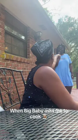 When Big Baby asks me to cook 👩🏽‍🍳 🤣🤣🤣🤣🤣🤣🤣🤣🤣👈🏾 My Golden Girls!!! #olebrandselect #fypシ゚viral #fyp #berniemac #foryoupage #goviral #bethereasonsomeonesmiles #floridalife #homelife #putinthework #lol #funnyvideos #comedyvideo 