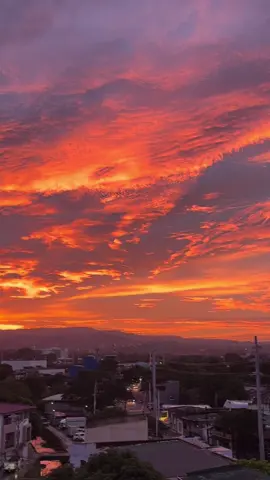 too pretty not to post 🥹🤍 #sunset #fyp #sunsettherapy #sunrise 