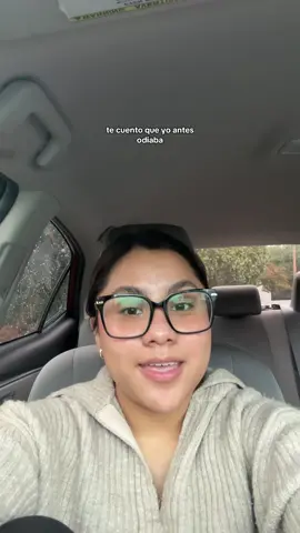 Pero estoy casi segura qué nos pasa a todos .. o no? #carro #platica #latinaenusa #mamas 