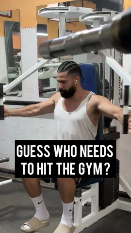Guess who #TikTokFitness #gym #motivation #viral #chestday #noexcuses #cbum #samsulek #fyp #Fitness #bodybuilding #workout #GymTok #fit #fitlife #fitspo #fitfam #fitnessmotivation #usafitness #gymlifestyle #healthylifestyle #GymLife #shredded #aestheticphysique #naturalbodybuilding #fitnessjourney 