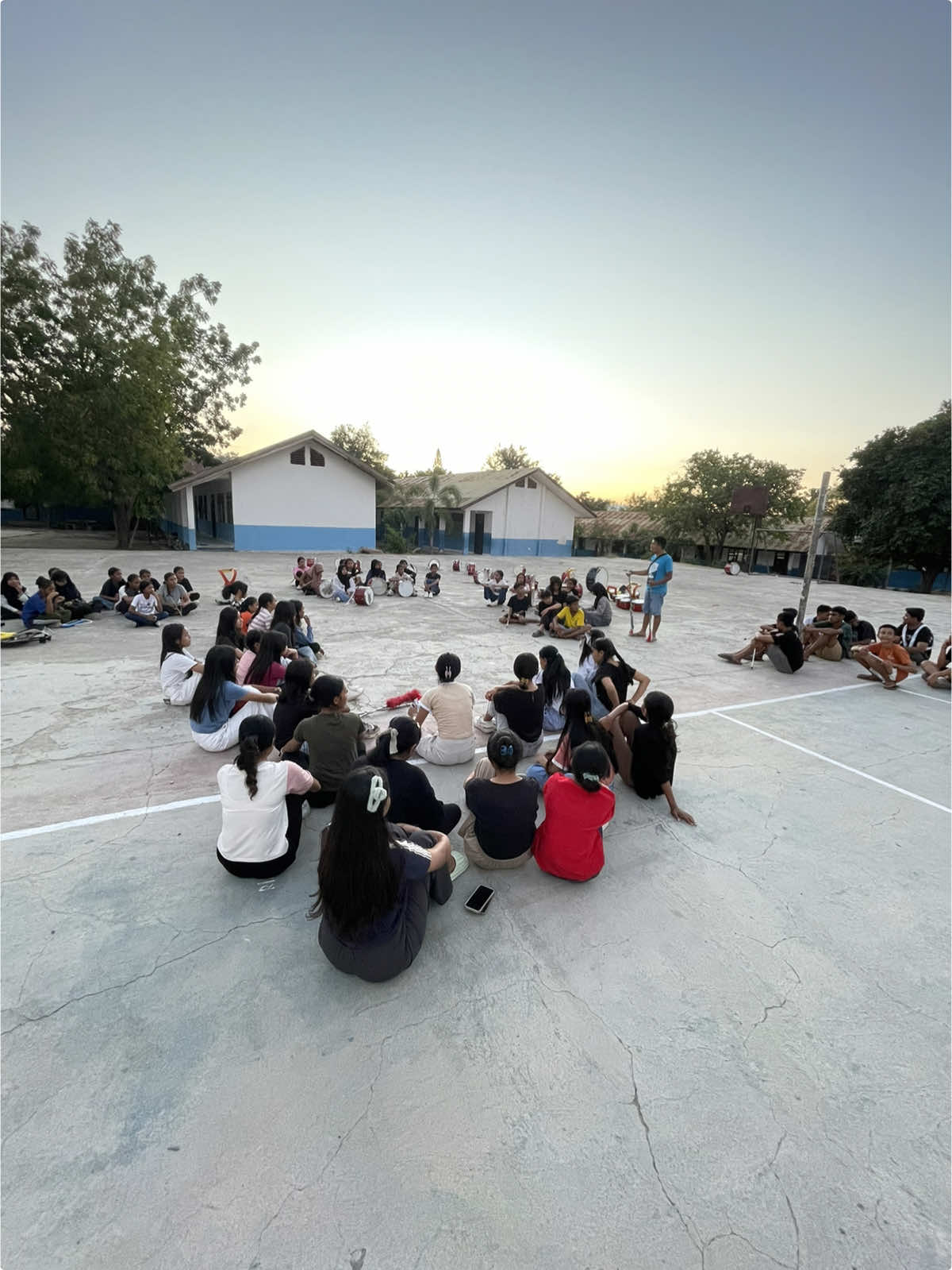 Ayo ABSEN yang SUDAH JATUH CINTA sama DRUMBAND KEREN dan VIRAL SMP Negeri 2 Waingapu🤩🔥 #tabolabale #drumband #mayoretcantik #nonamanis #nonantt #sumbatimur_ntt #nttpride🏝🔥 